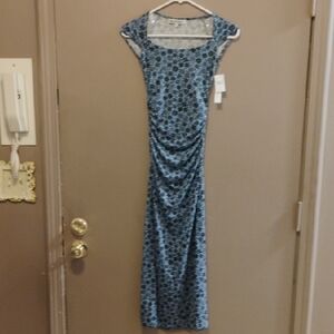 🌸 Wallflower Juniors Cap Sleeve Midi Dress – XXS – NWT 🌸